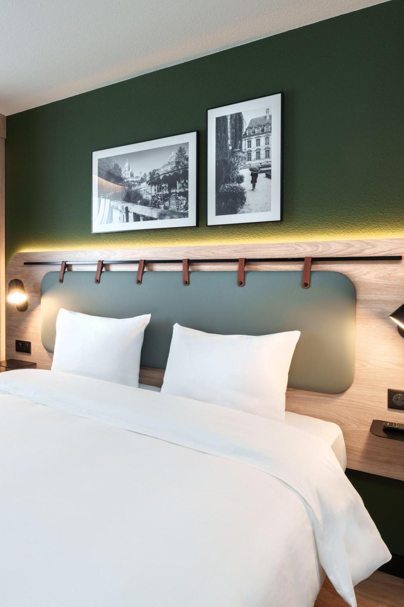 Campanile Prime - 15 Tour Eiffel Hotel 2*