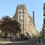 Campanile Prime - Paris 15 Tour Eiffel