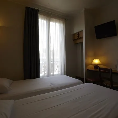 Campanile Prime - Paris 15 Tour Eiffel 3*
