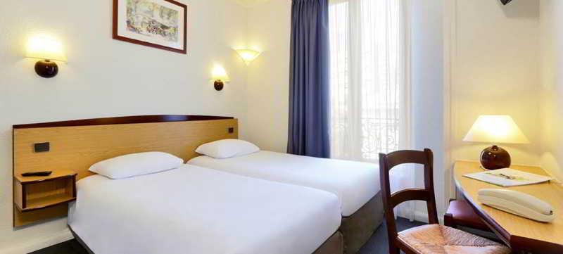 Campanile Prime - 15 Tour Eiffel Hotel 3*